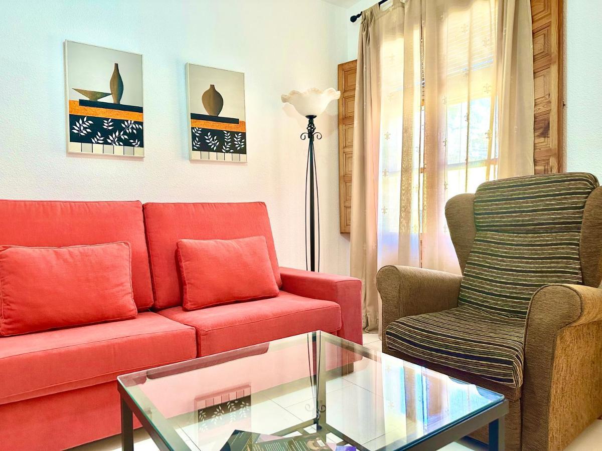 Apartamento San Basilio Apartment กอร์โดบา ภายนอก รูปภาพ